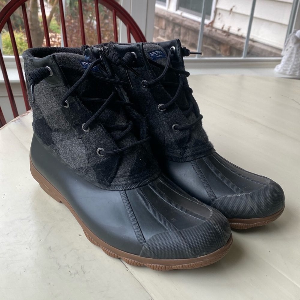 Sperry Black and Gray Winter Boots